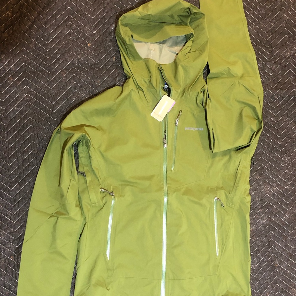 NWT Patagonia Stretch Rainshadow Jacket - Sprouted Green - Men’s Medium